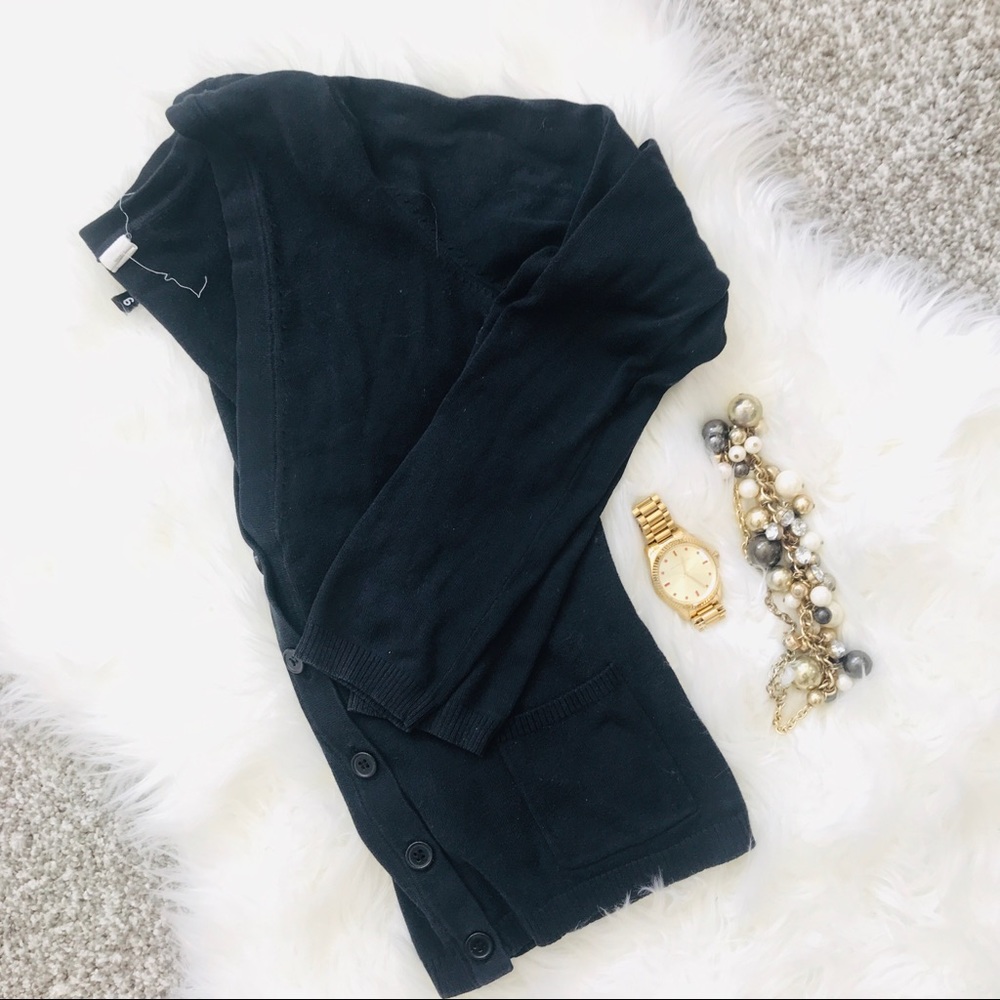 Classic Black Cardigan with Front Pockets! - Picture 1 of 5